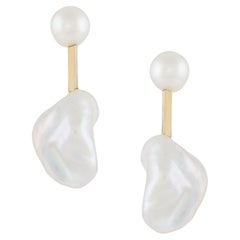 Used  18-Karat Yellow Gold Freshwater Pearls Earrings