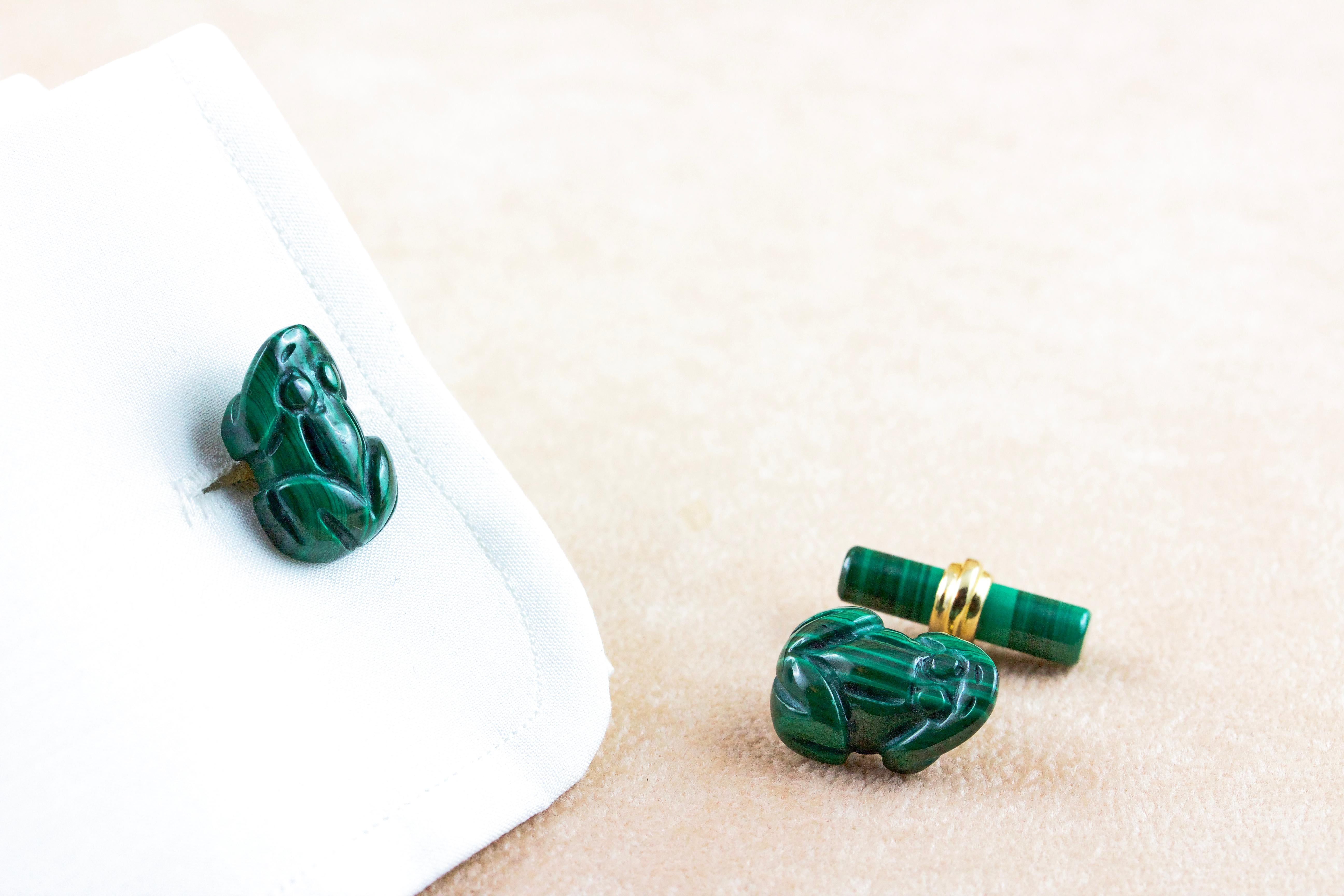 18 Karat Yellow Gold Frog Animal Cufflinks in Malachite In New Condition For Sale In Milano, IT