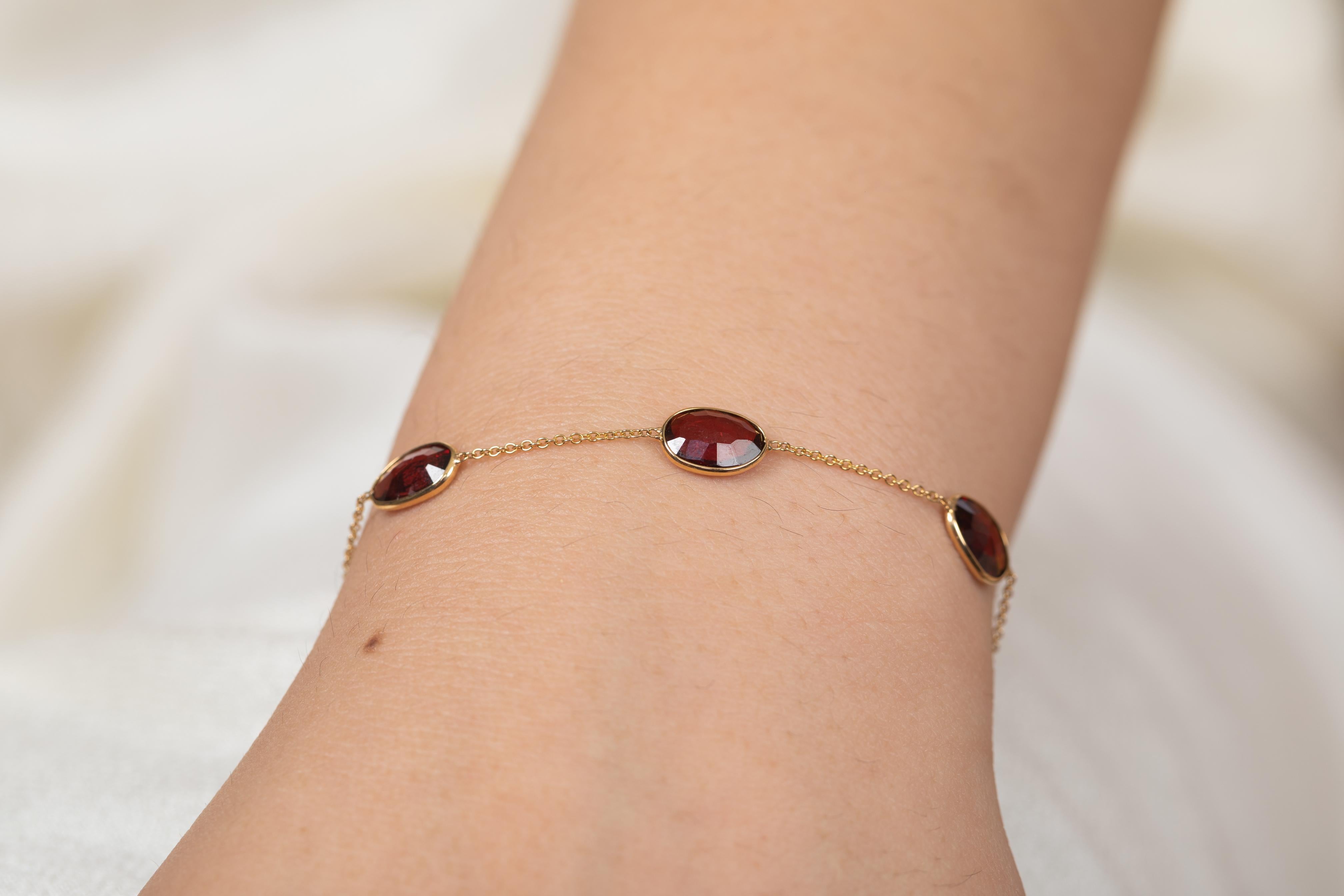 Bracelets are worn to enhance the look. Women love to look good. It is common to see a woman rocking a lovely gold bracelet on her wrist. A gold gemstone bracelet is the ultimate statement piece for every stylish woman.
Adorn your wrist with this