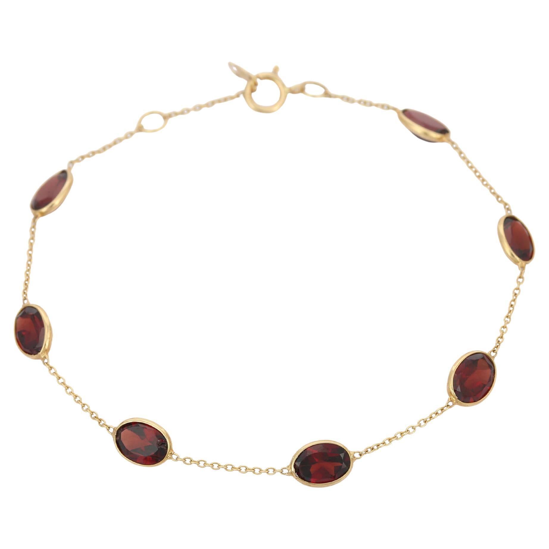 18 Karat Yellow Gold Garnet Chain Bracelet