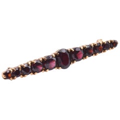 Vintage 18 Karat Yellow Gold Garnet Straight Line Pin