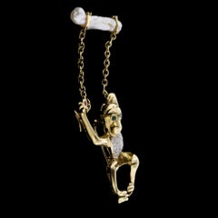 18 Karat Yellow Gold Gem-Set and Pearl Monkey Pin