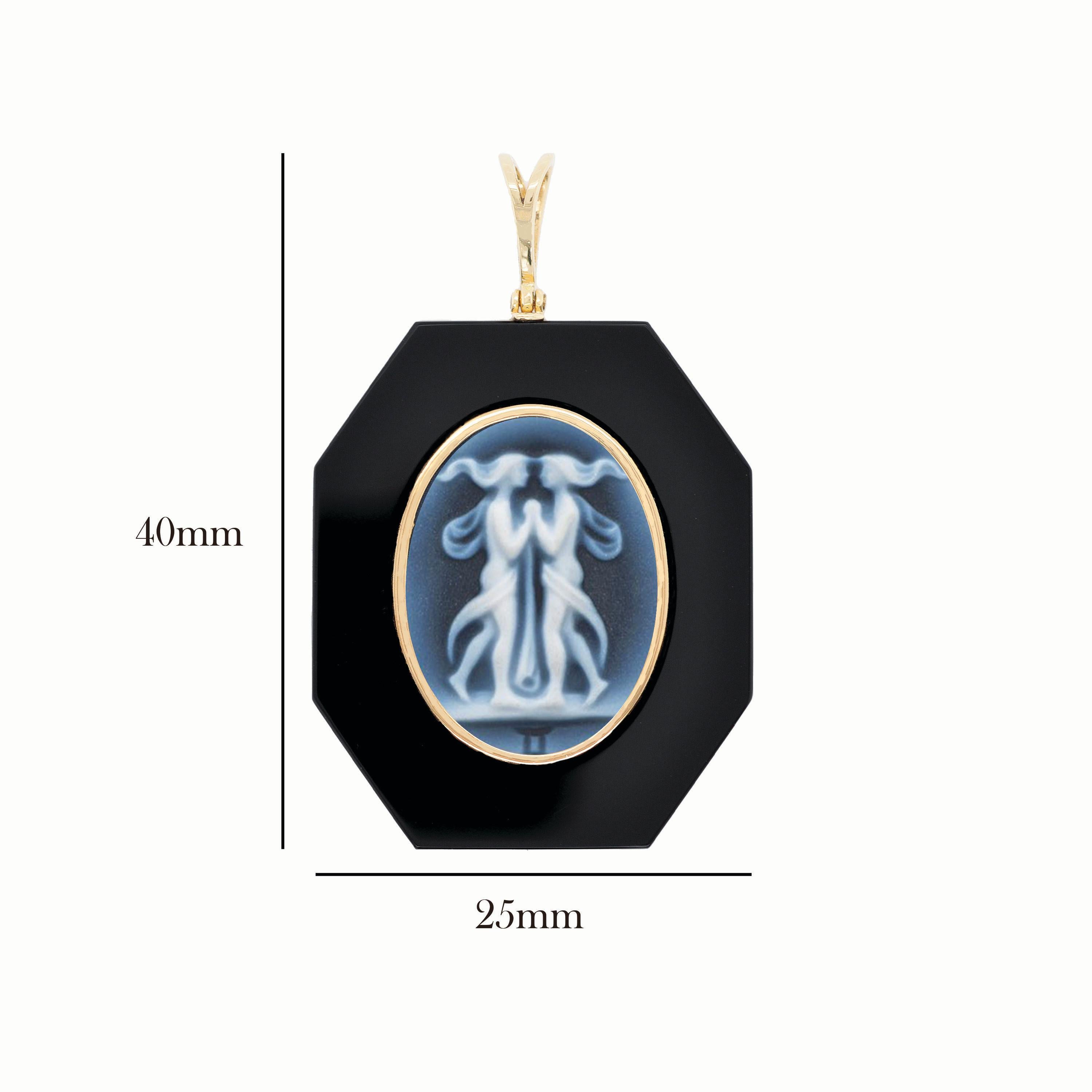 18 Karat Yellow Gold Gemini Zodiac Agate Cameo Black Onyx Pendant Necklace For Sale 2