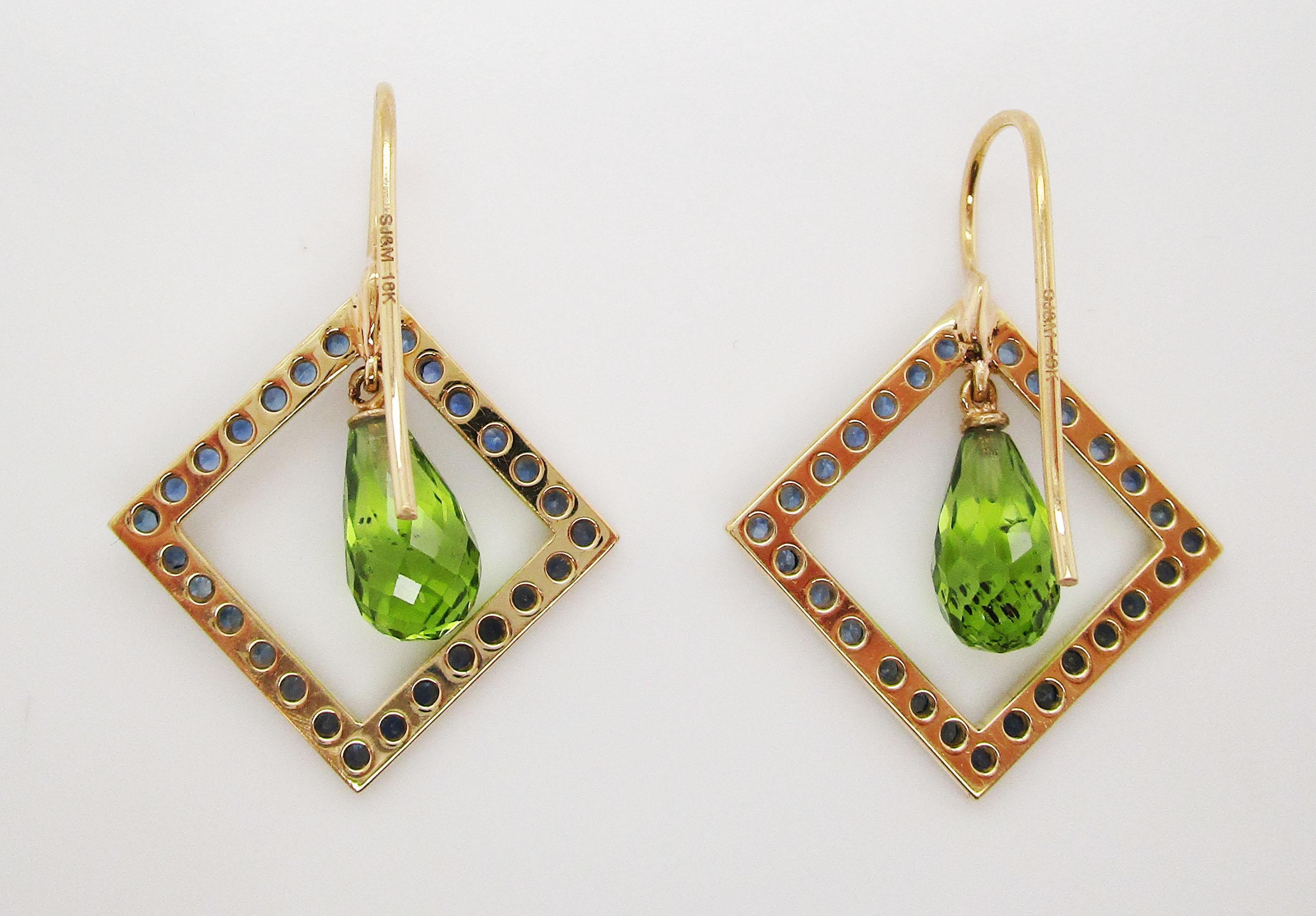 Women's 18 Karat Yellow Gold Geometric Briolette Peridot Blue Sapphire Dangle Earrings For Sale