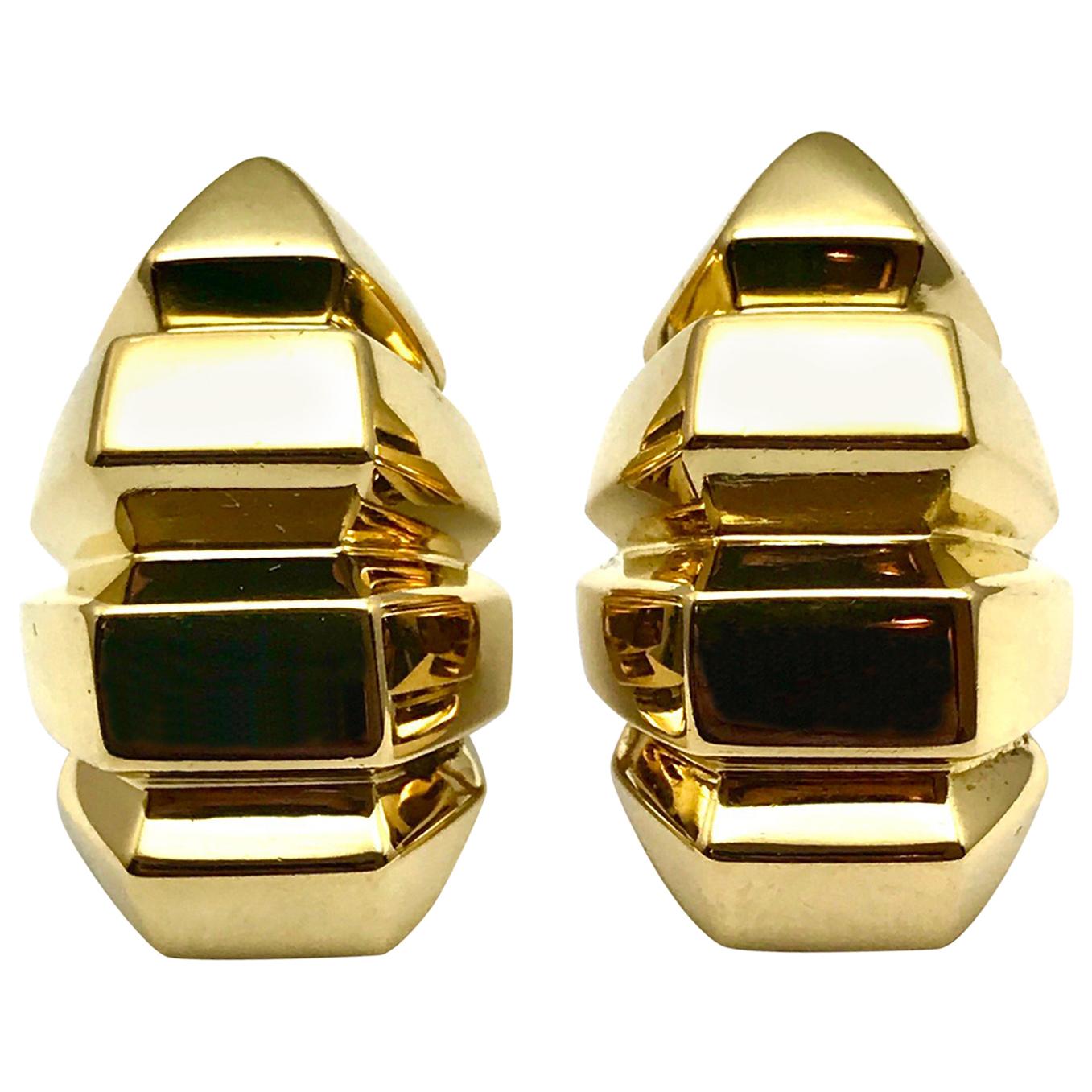 18 Karat Yellow Gold Geometric Clip-On Earrings