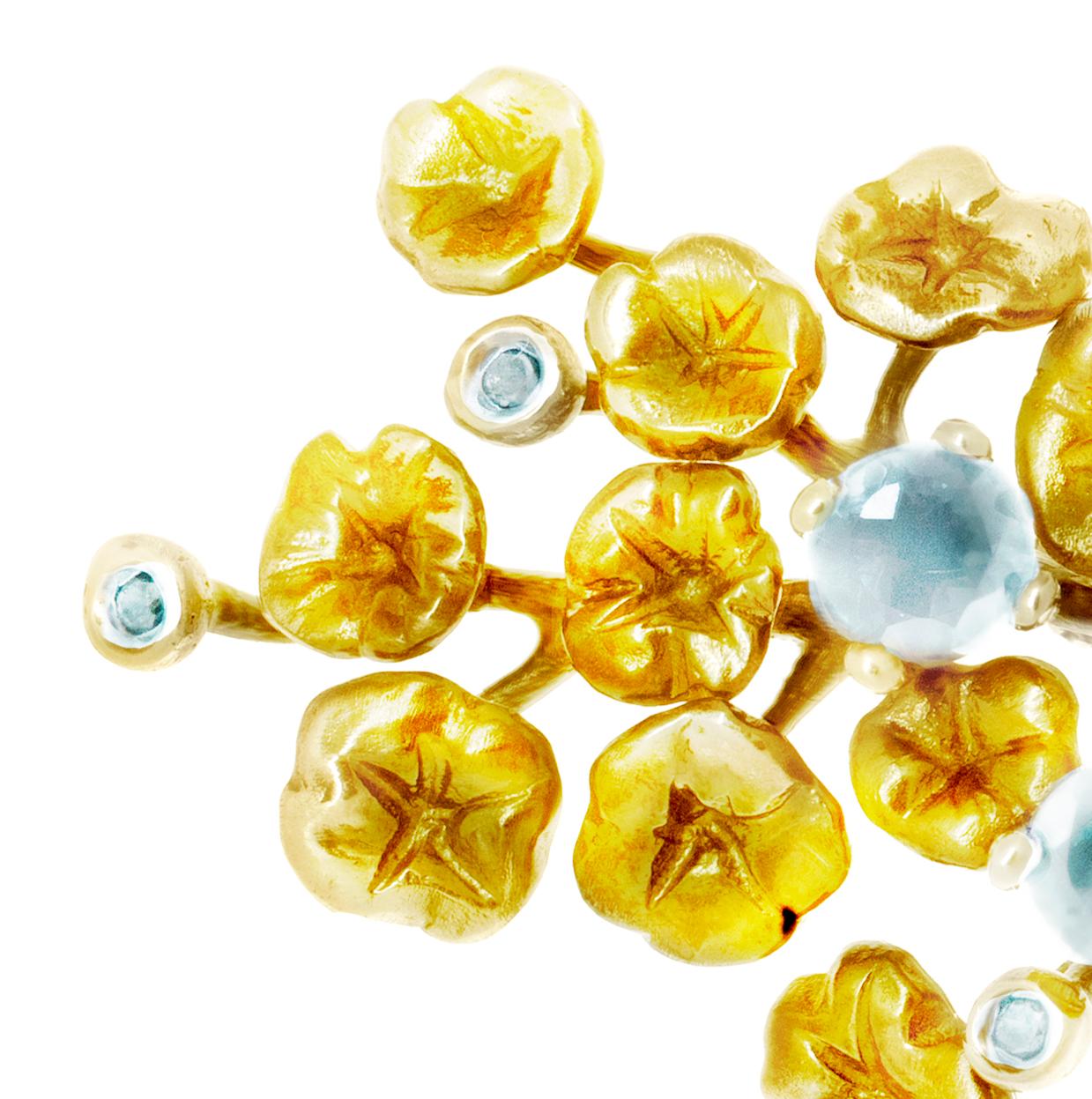 Broche Escultórico Artesano de Turmalinas Paraiba de Oro Amarillo de Dieciocho Kilates en Nuevo estado para la venta en Berlin, DE