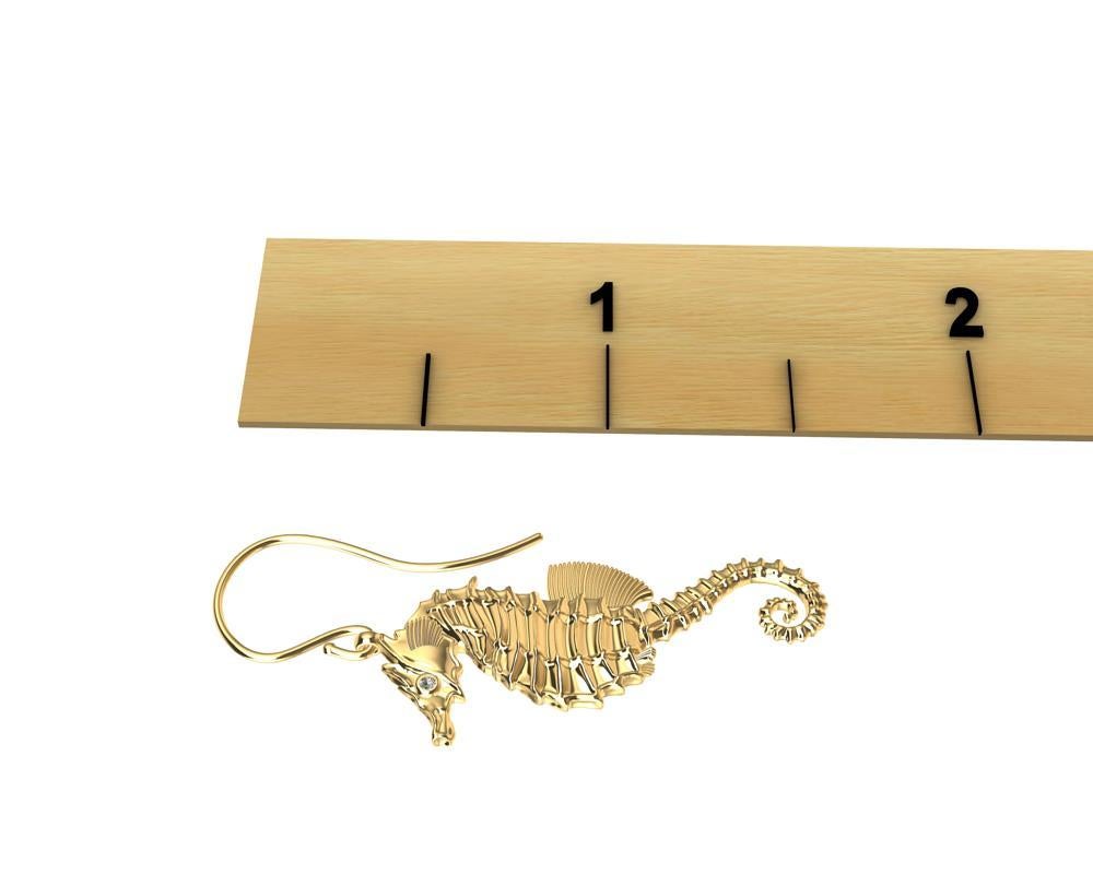 Boucles d'oreilles cheval de mer en or jaune 18 carats avec diamants certifiés GIA en vente 1