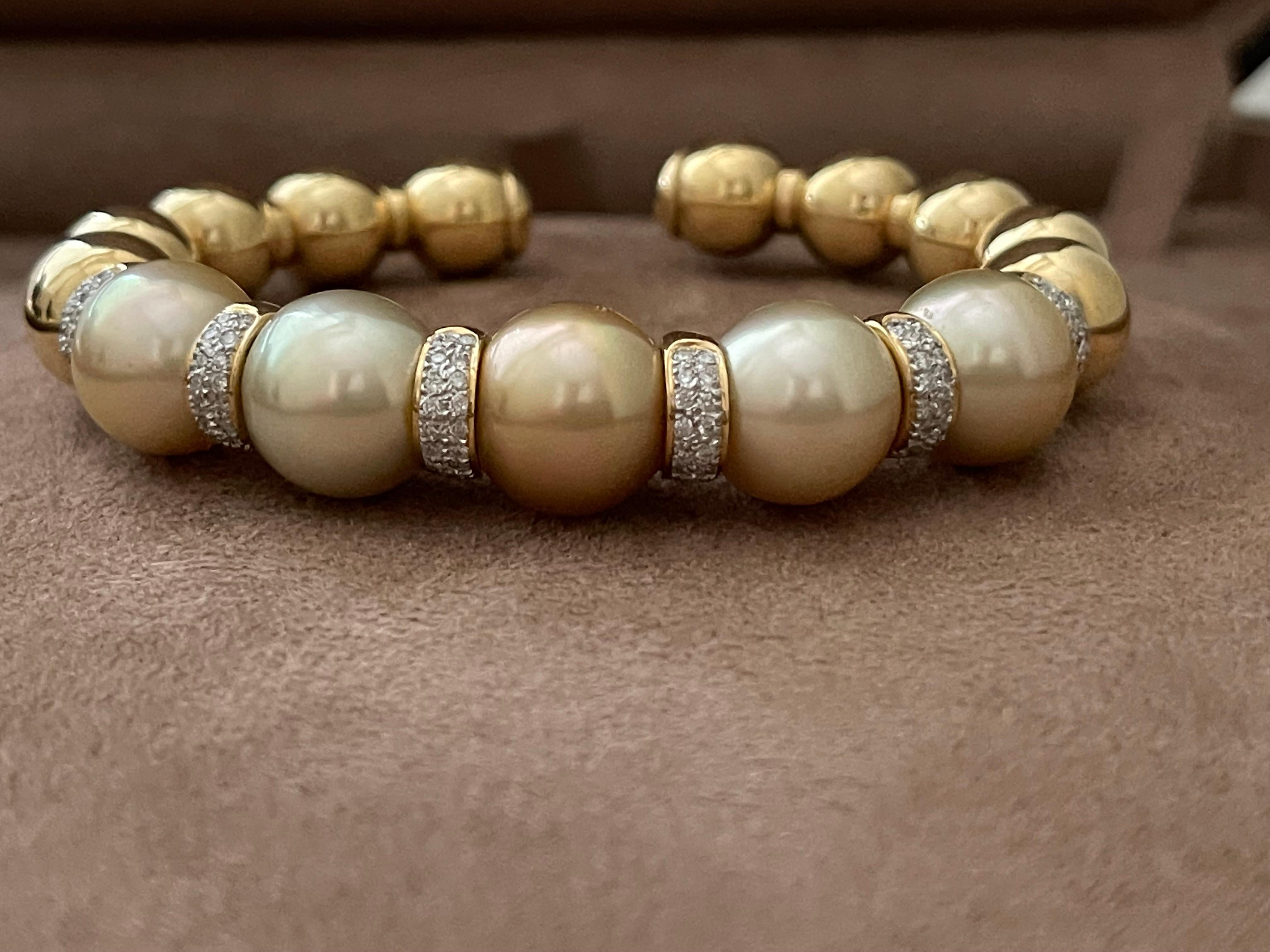 18 Karat Yellow Gold Golden South Sea Pearl and Diamond Bracelet / Bangle For Sale 5