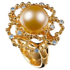 18 Karat Yellow Gold Golden South Sea Pearl and Diamond Cocktail Ring