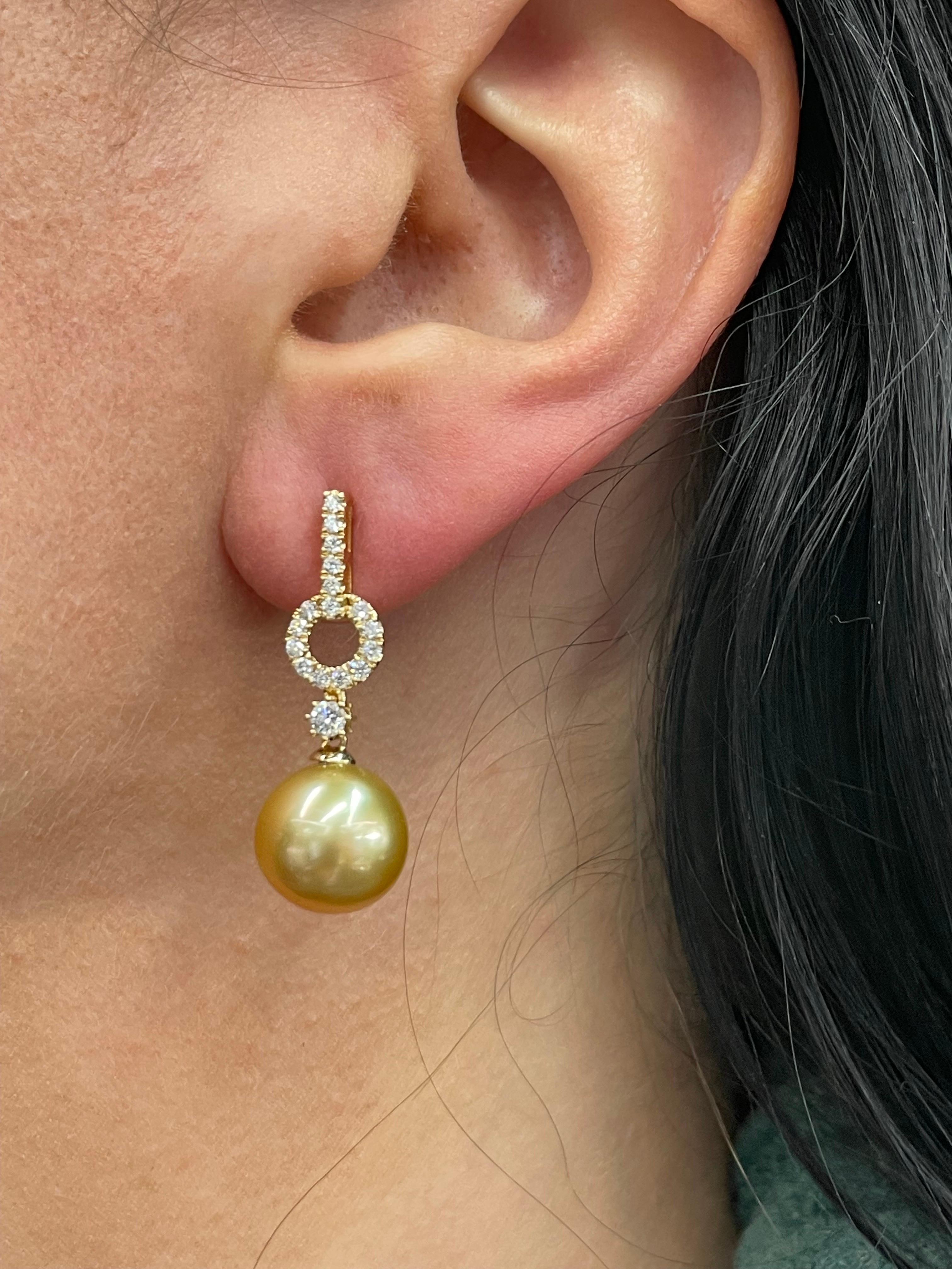 Golden South Sea Pearl Diamond Drop Earrings 0.61 Carats 18 Karat Yellow 11-12M For Sale 4