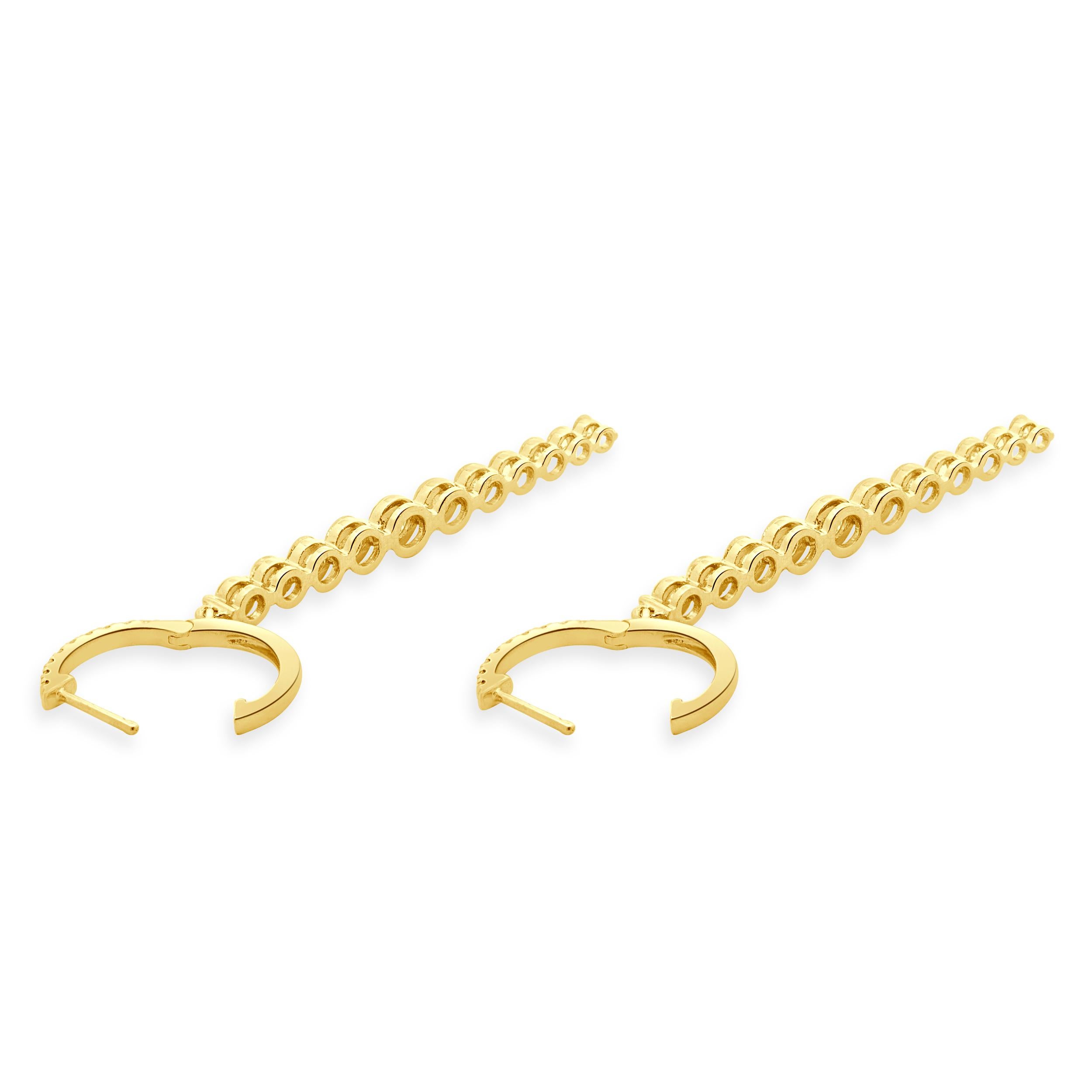 Orecchini a goccia in linea con diamanti graduati in oro giallo 18 carati In condizioni ottime in vendita a Scottsdale, AZ