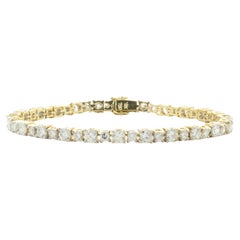 18 Karat Yellow Gold Graduated Diamond Tennis Bracelet