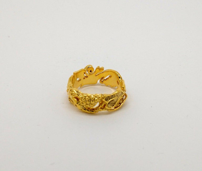 For Sale:  18 Karat Yellow Gold Grapes, Vines, and Leaves Ring 5