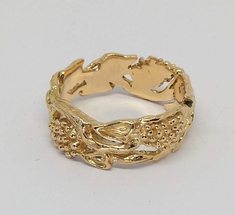 For Sale:  18 Karat Yellow Gold Grapes, Vines, and Leaves Ring 2