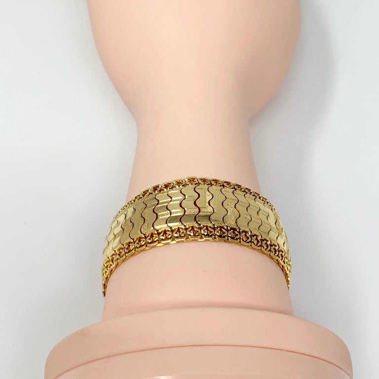 18 Karat Yellow Gold Greek Key Link Design Fancy Bracelet 3