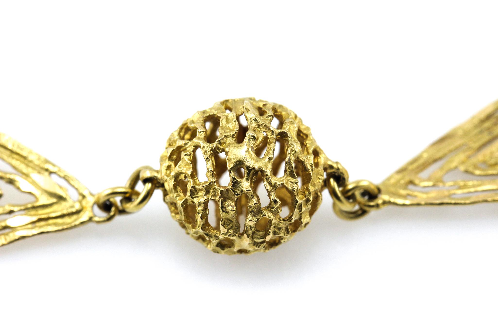 18 Karat Yellow Gold Greek Motif Long Necklace (Retro)
