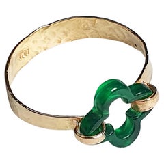 Anello di agata verde in oro giallo 18 carati