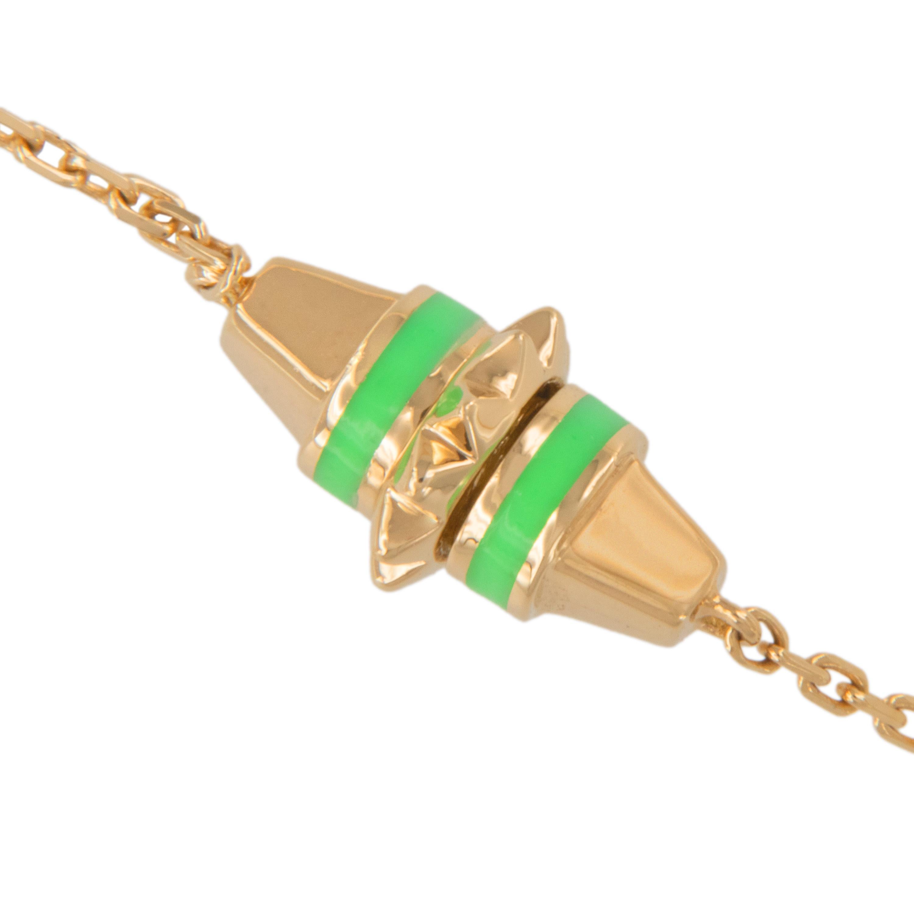 Contemporain Collier Hab El Greene & Greene en or jaune 18 carats avec céramique verte et teintes estivales en vente