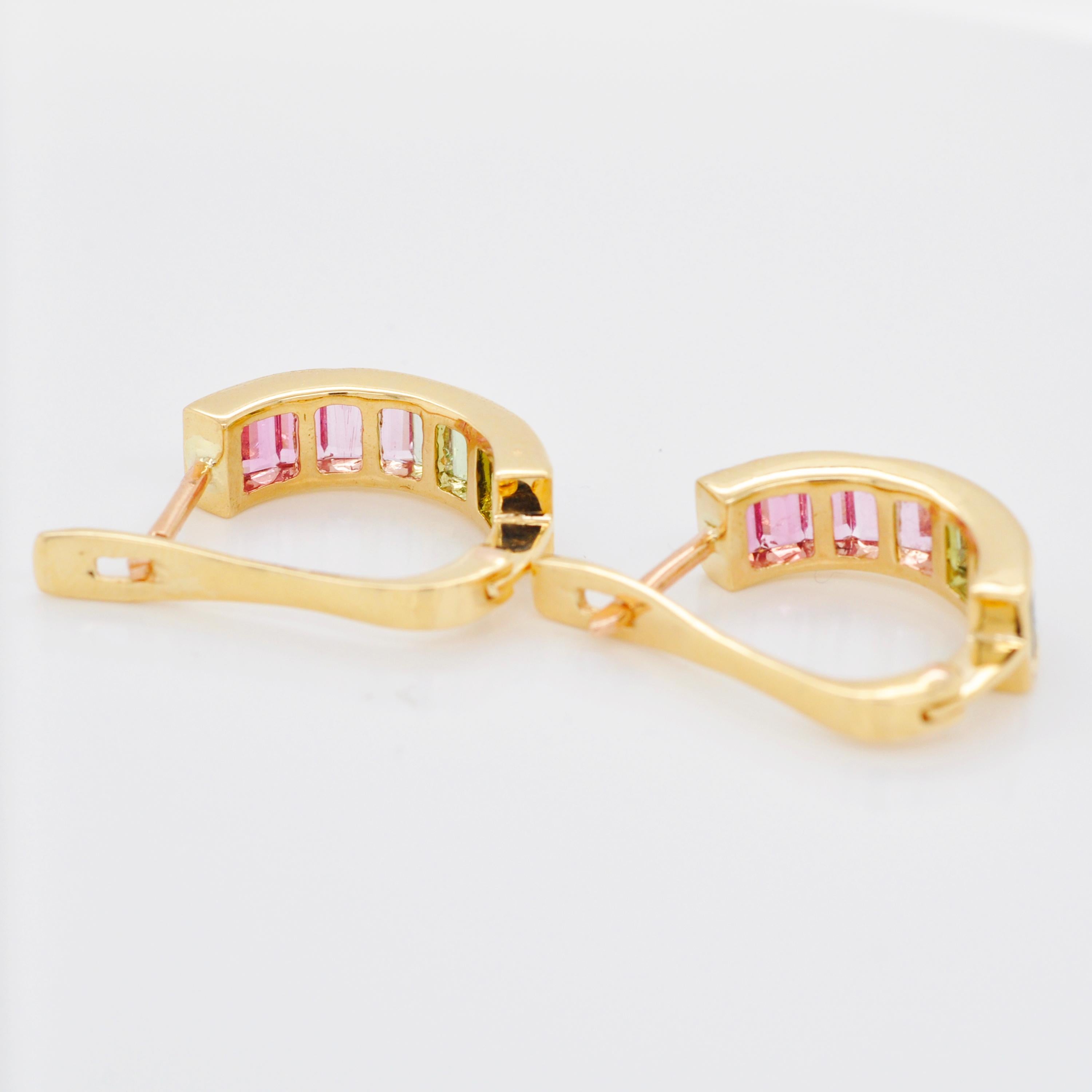18 Karat Yellow Gold Green Pink Bi-Color Tourmaline Linear Huggie Hoop Earrings For Sale 5