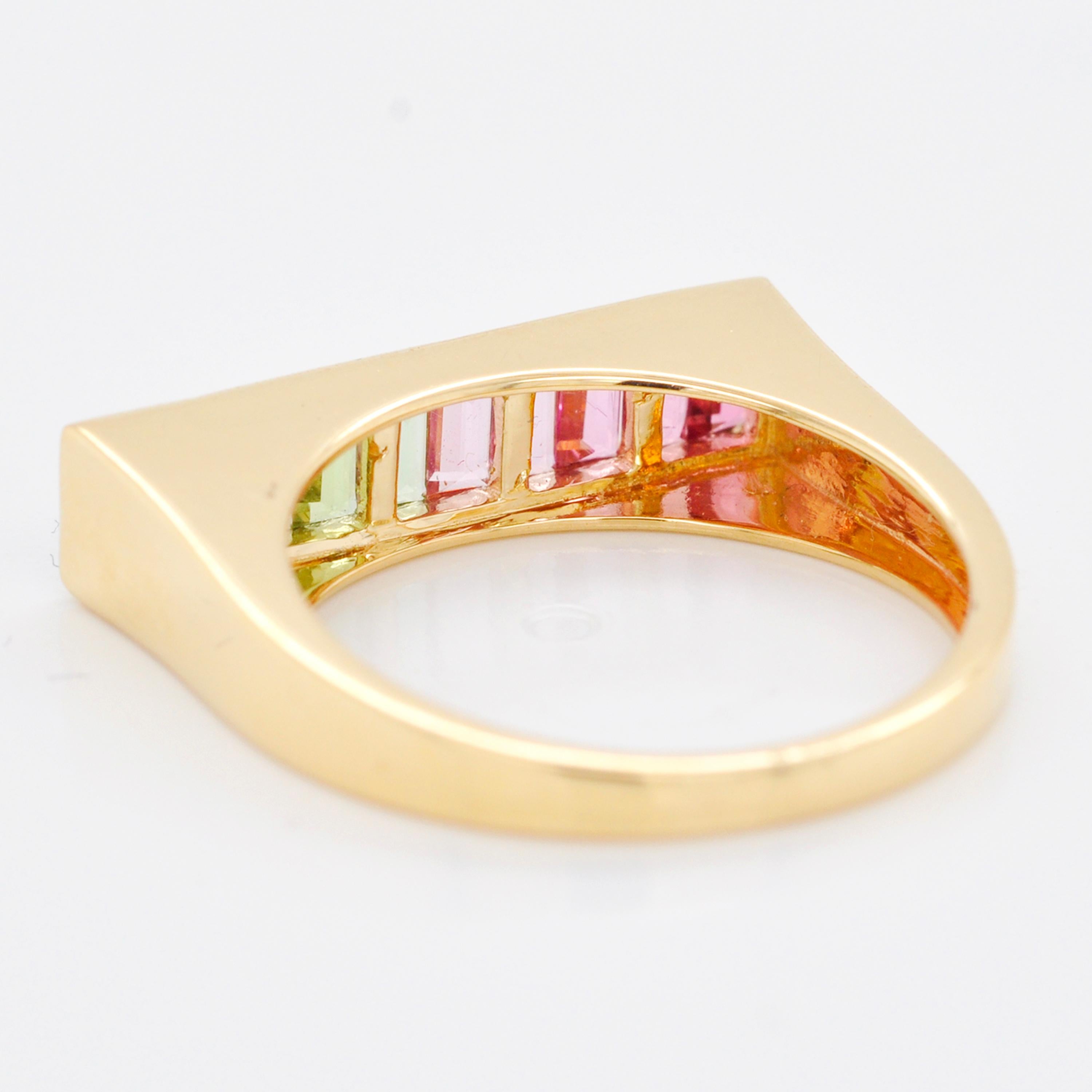 18 Karat Yellow Gold Green Pink Watermelon Bi-Color Tourmaline Linear Bar Ring For Sale 1