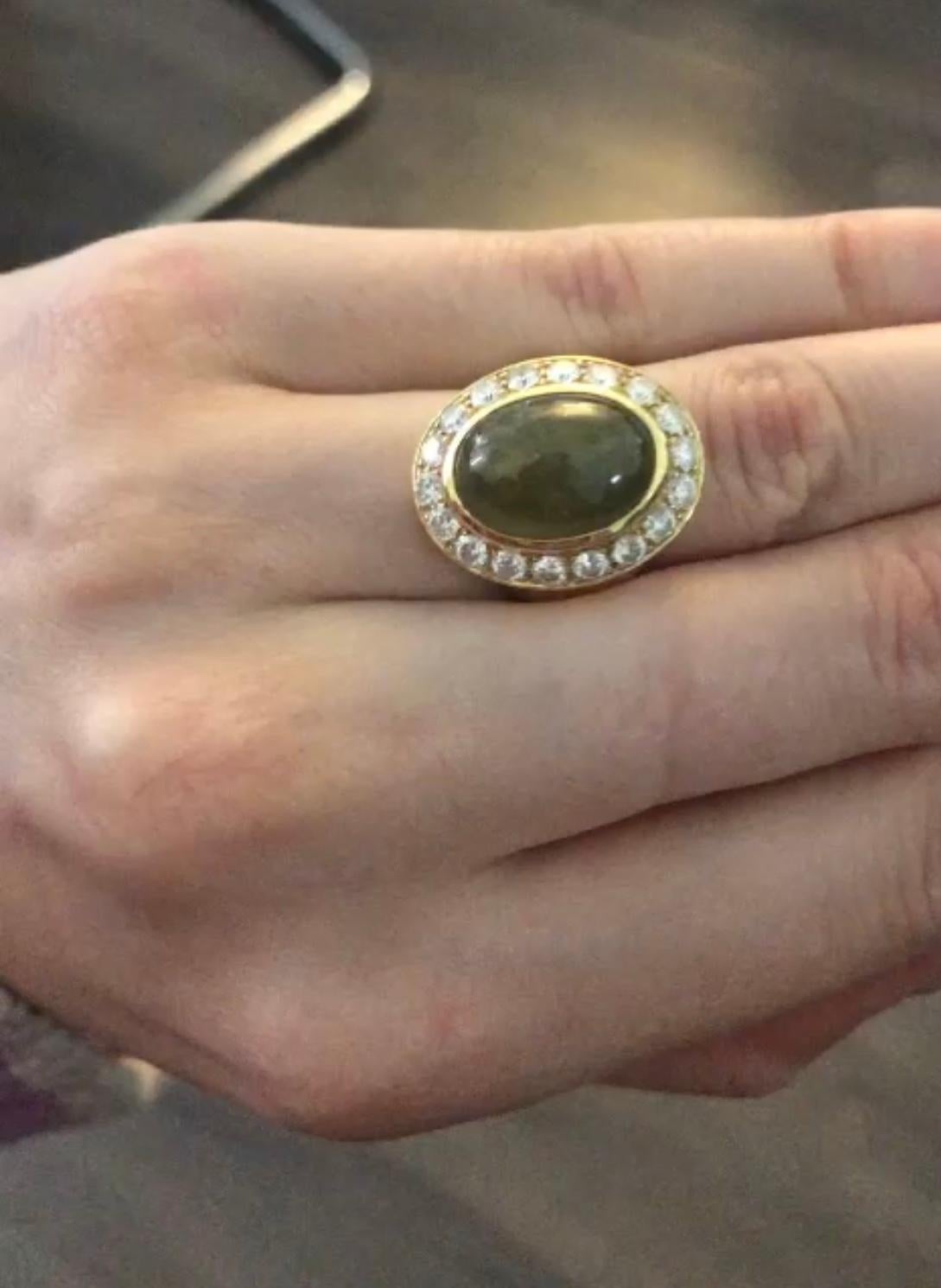 Women's or Men's 18 Karat Yellow Gold Green Sapphire and Diamond Pinky Ring by Niquesa
