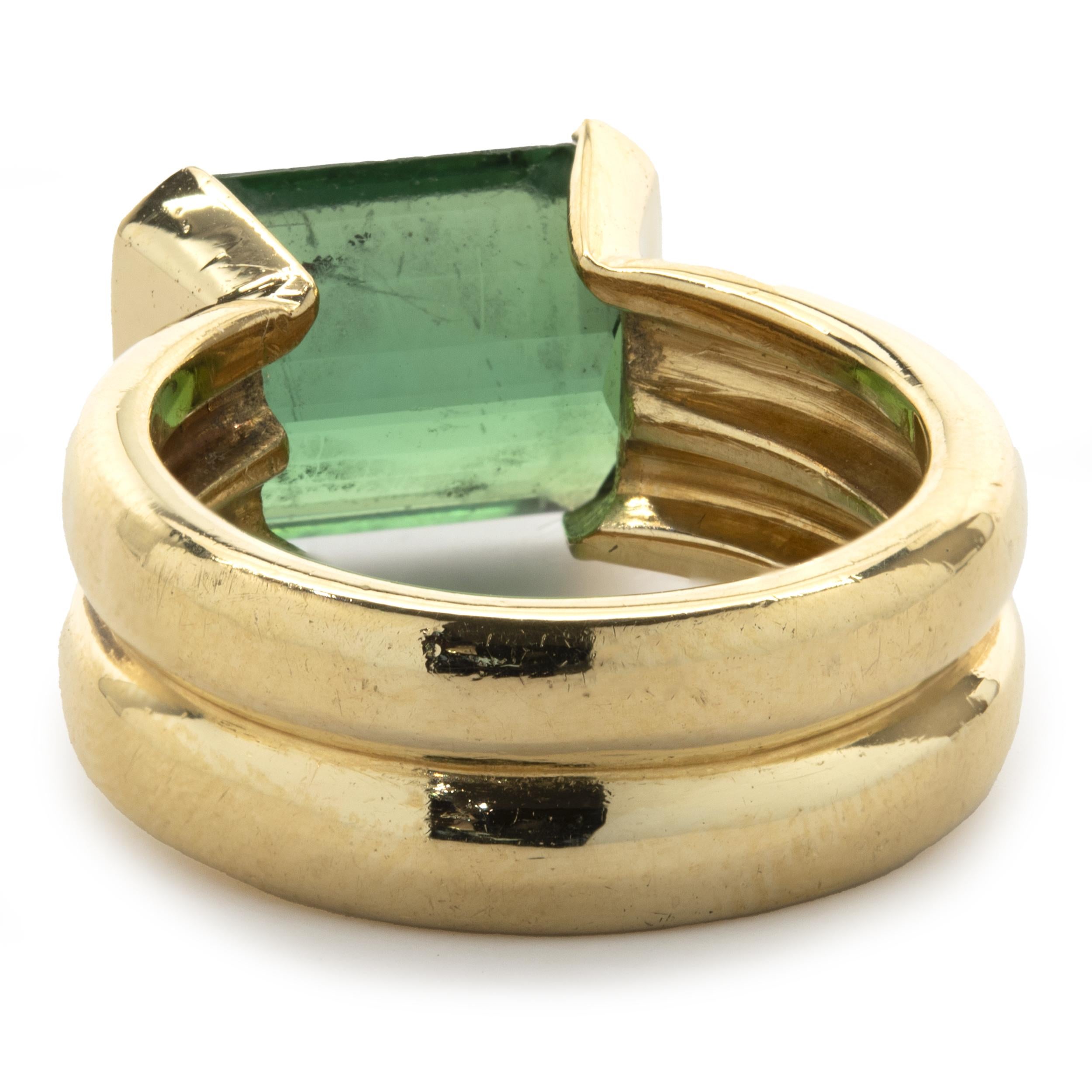18 Karat Gelbgold Ring mit grünem Turmalin im Zustand „Hervorragend“ im Angebot in Scottsdale, AZ
