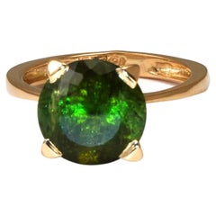 18 Karat Yellow Gold Green Tourmaline Ring