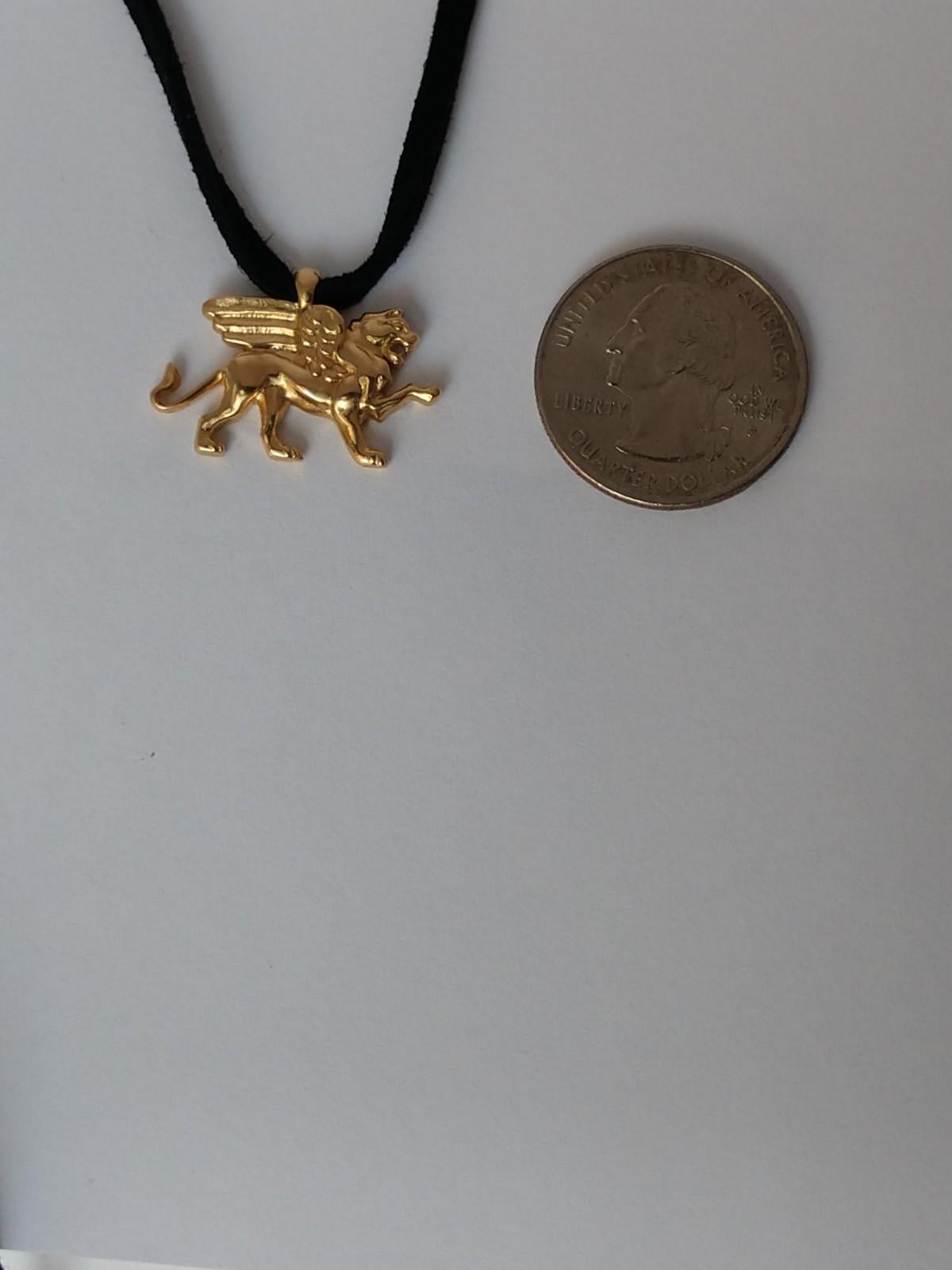 Women's or Men's 18 Karat Yellow Gold Winged Lion Griffin Pendant Necklace 1 inch wide  For Sale