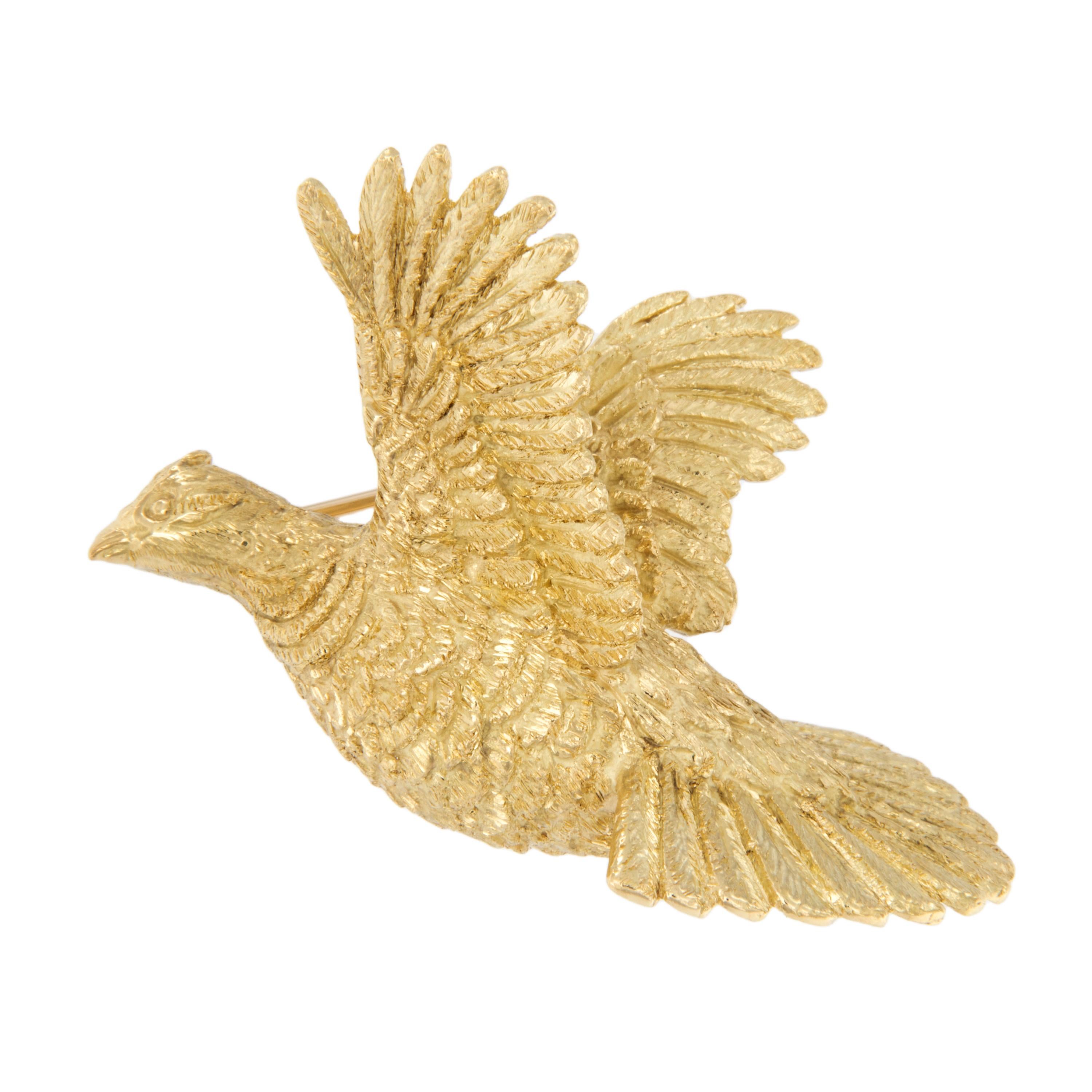 18 Karat Yellow Gold Grouse in Flight Brooch Pendant In Excellent Condition In Troy, MI