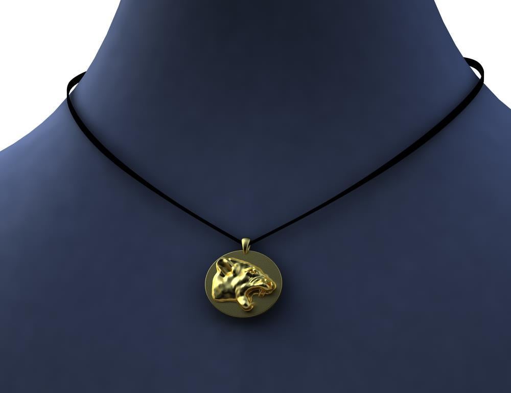 18 Karat Yellow Gold Growler Panther Pendant Necklace In New Condition For Sale In New York, NY