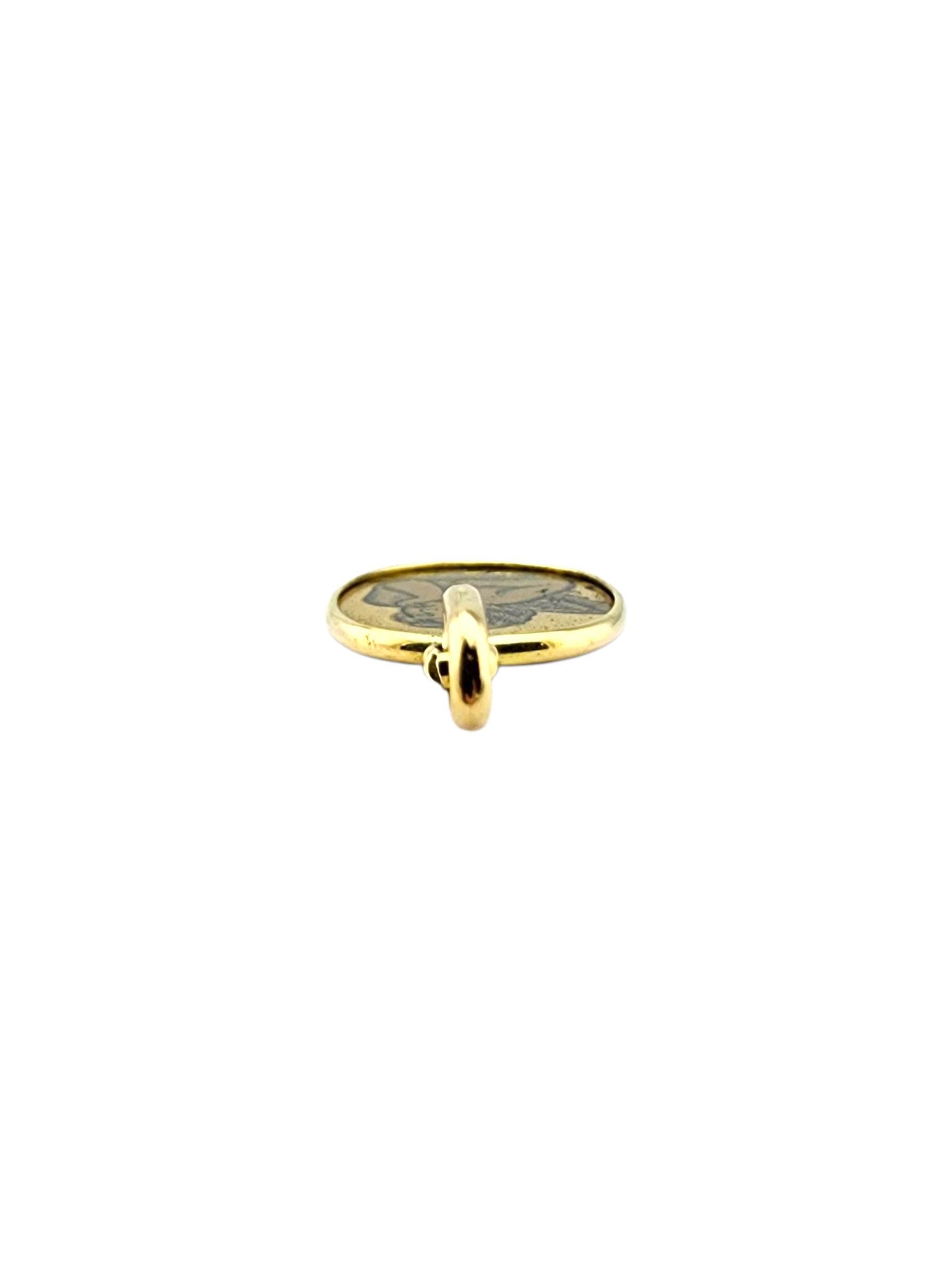 Pendentif ovale en or jaune 18 carats Ange gardien #23292 Pour femmes en vente