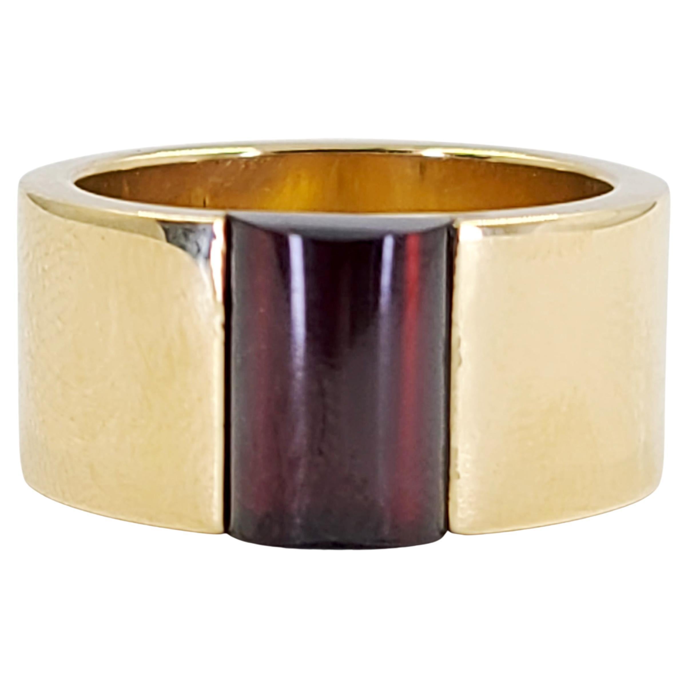 18 Karat Yellow Gold Gucci Garnet Band Ring