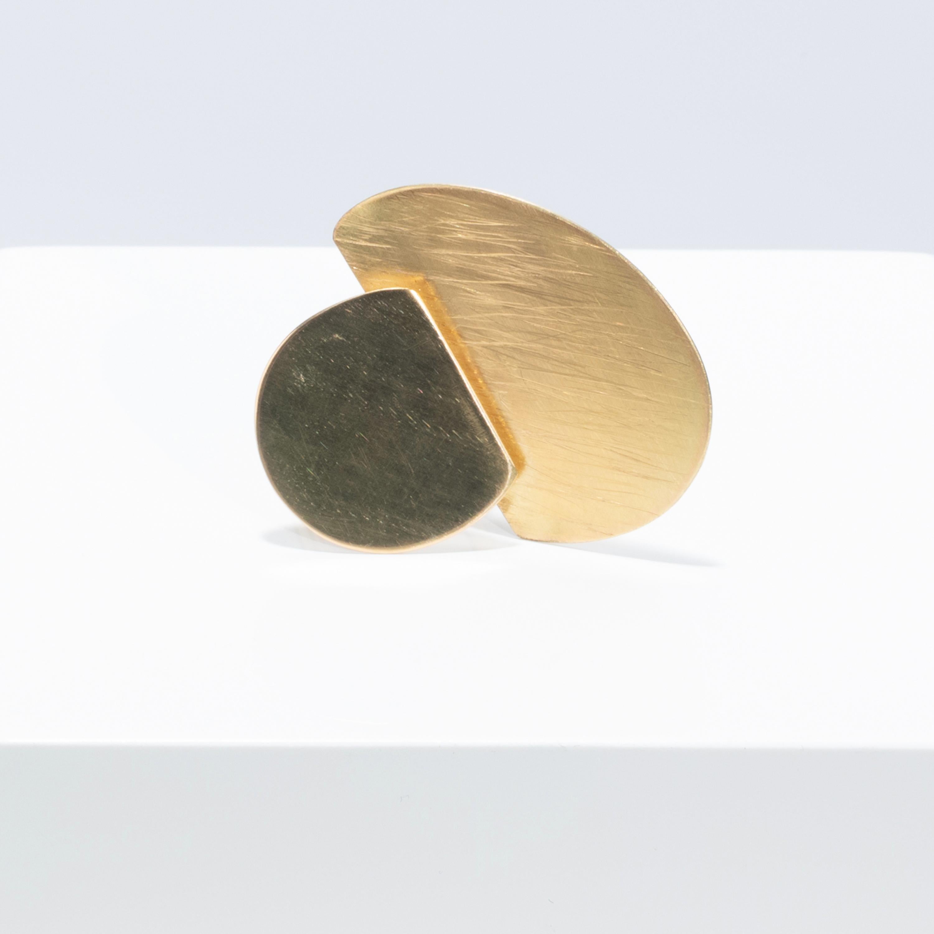 Contemporary Catherine Le Gal’s One-of-a-kind Artisan 18 Karat Yellow Gold Half Moon Ring For Sale