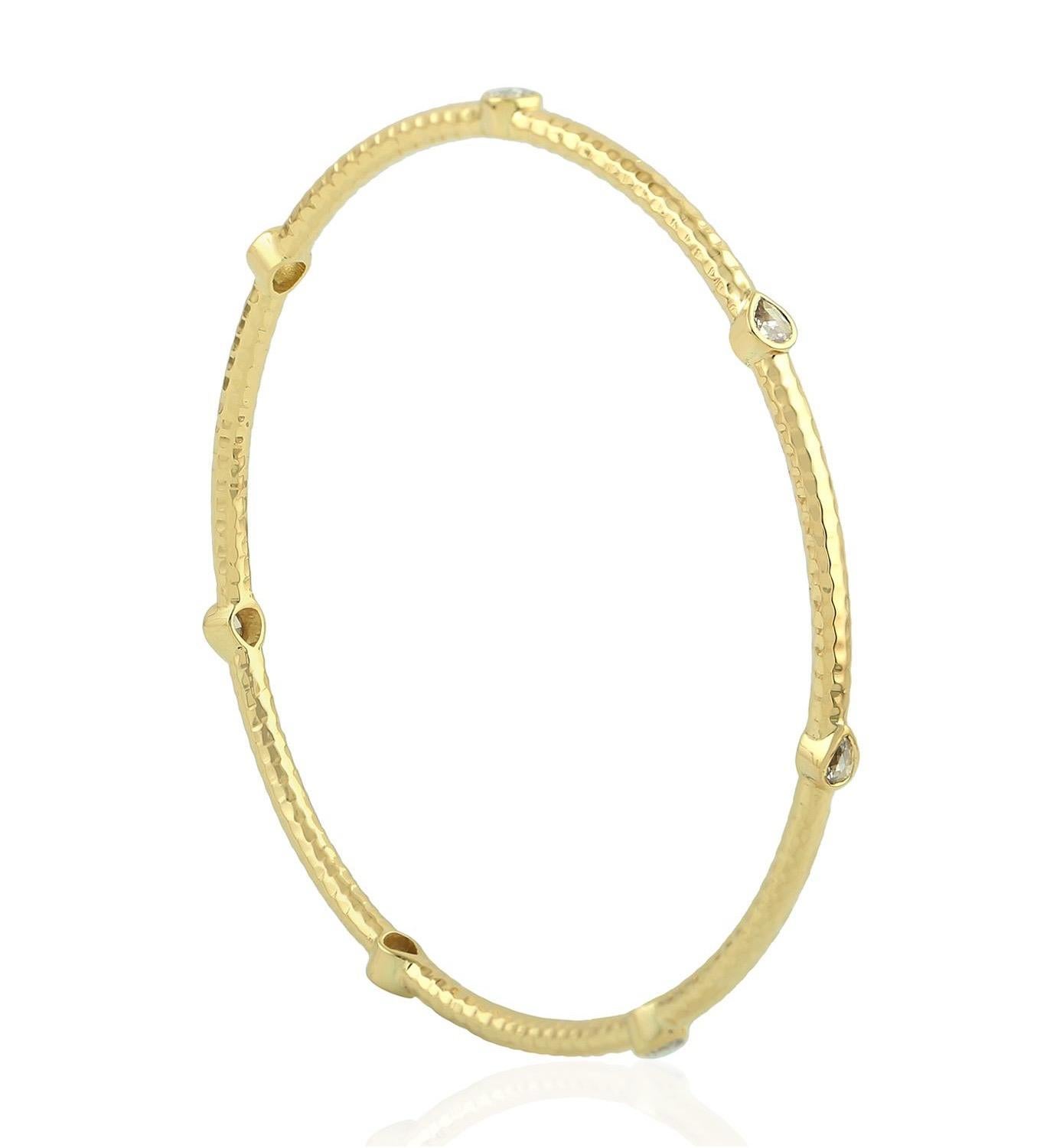 Rose Cut 18 Karat Yellow Gold Hammered Rosecut Diamond Bangle Bracelet For Sale