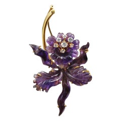 18 Karat Yellow Gold Hand Carved Amethyst Flower Brooch Diamonds Bucherer 1950