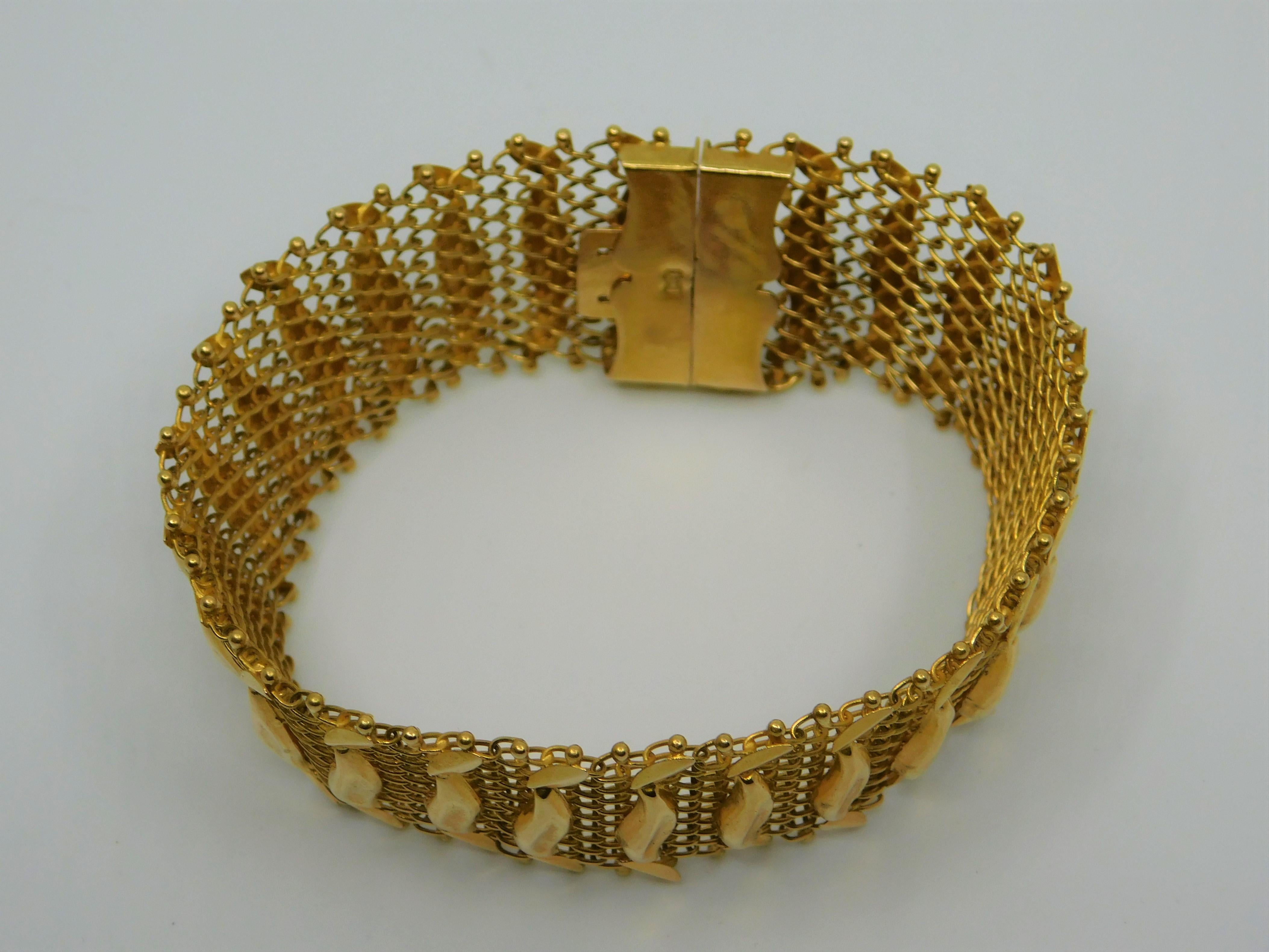 18-Karat Yellow Gold Handmade Bracelet For Sale 8