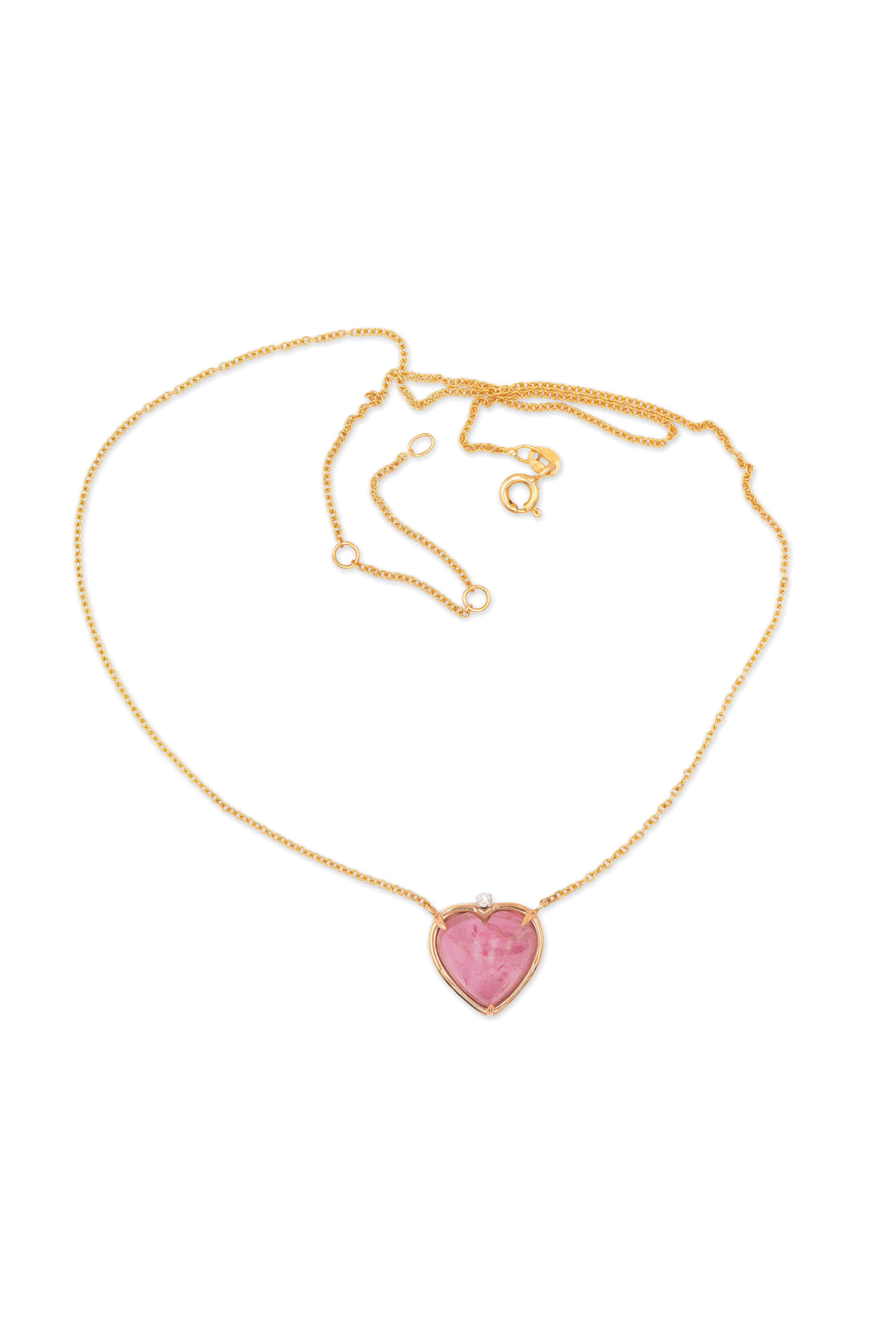 18 Karat Yellow Gold Heart Cut Pink Tourmaline White Diamond Pendant Necklace For Sale 1