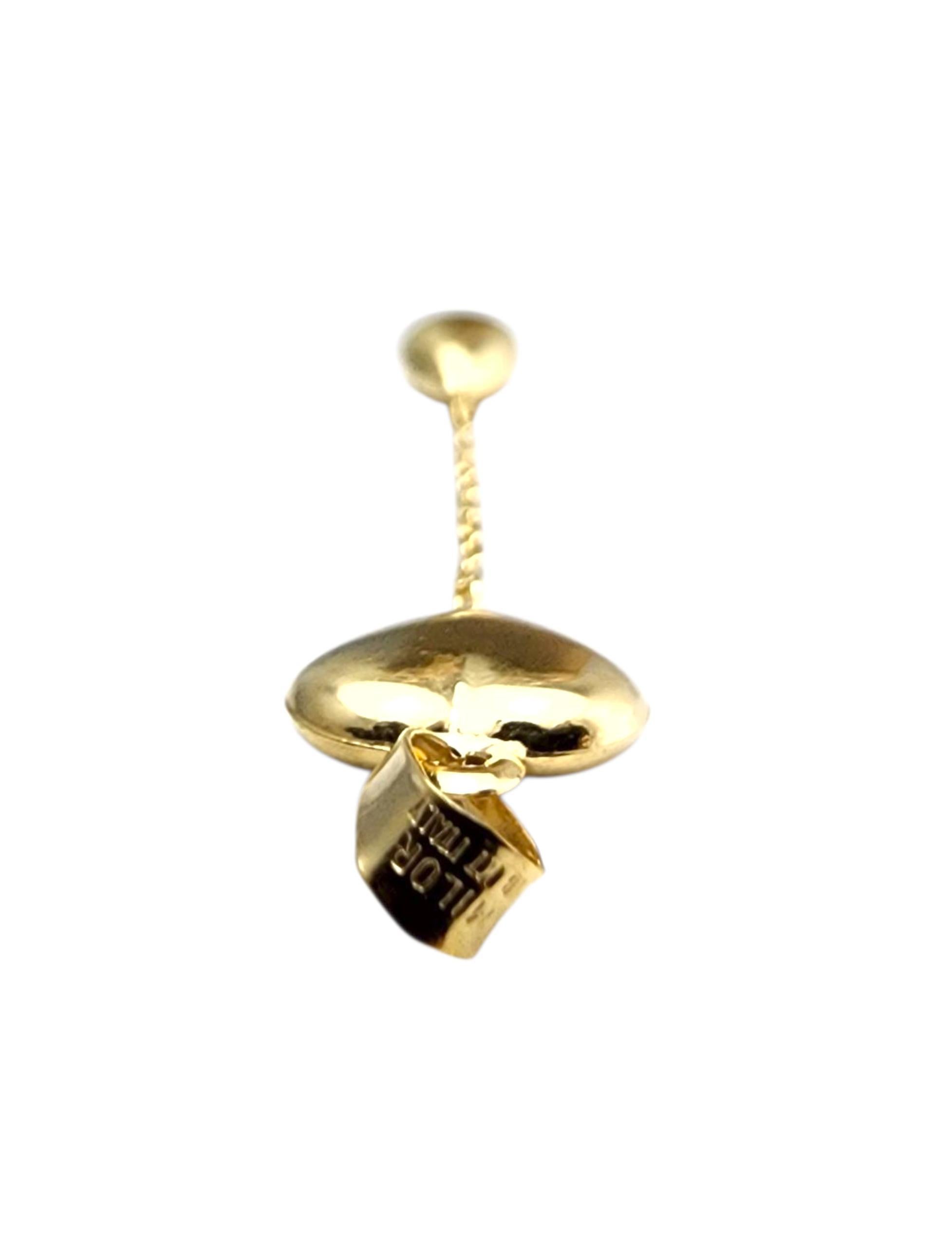 Contemporain Pendentif en or jaune 18 carats en forme de coeur #23673 en vente