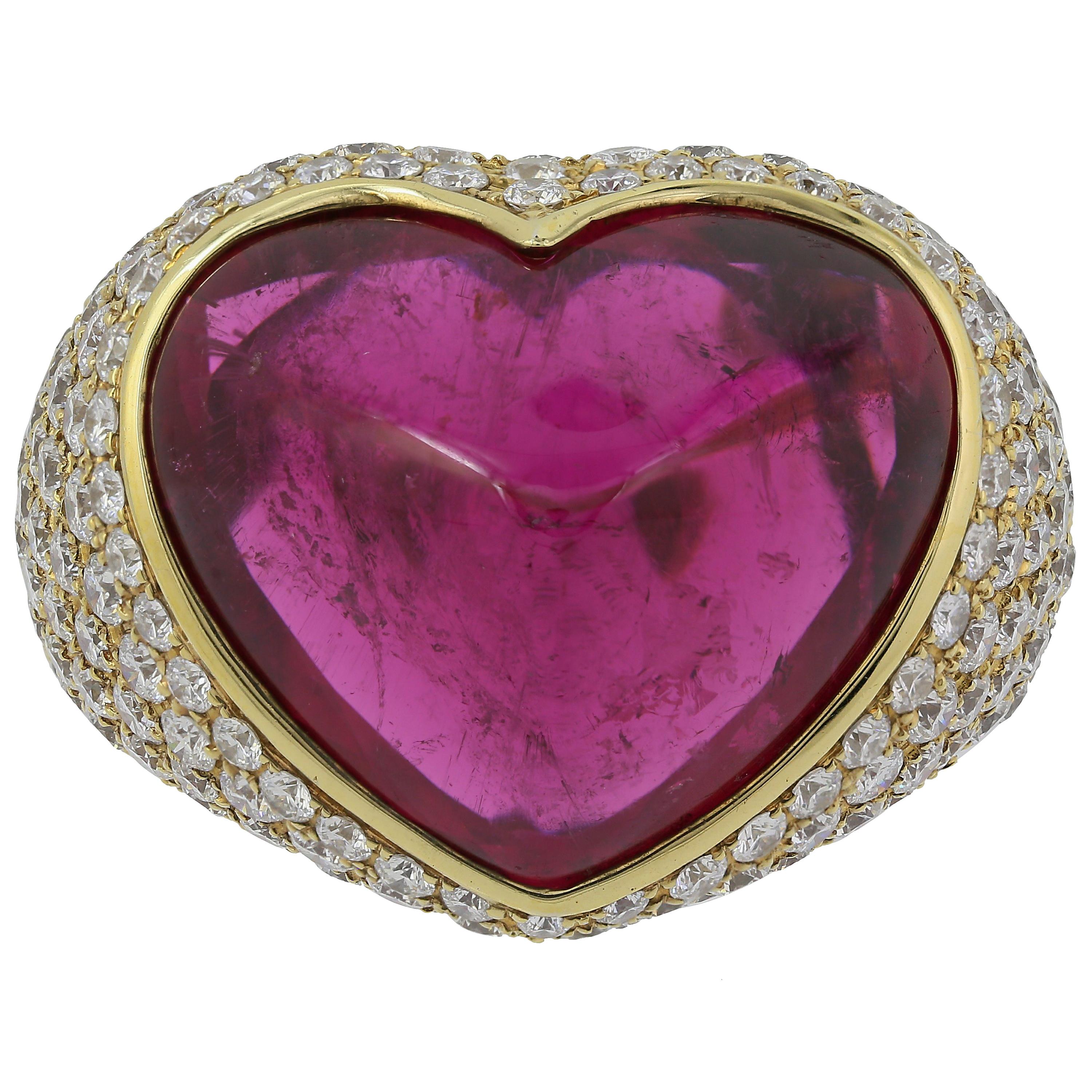 18 Karat Yellow Gold Heart Shaped Sugarloaf Tourmaline and Diamond Ring For Sale
