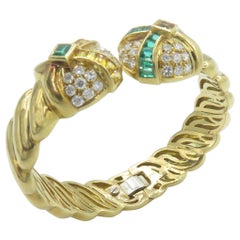 18 Karat Yellow Gold Hinged Bangle with Diamonds, Emeralds and Citrine