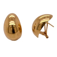 18 Karat Yellow Gold Hollow Kidney Bean Lever Back Earrings