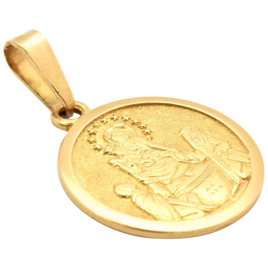 18 Karat Yellow Gold Holy Family Medal Pendant