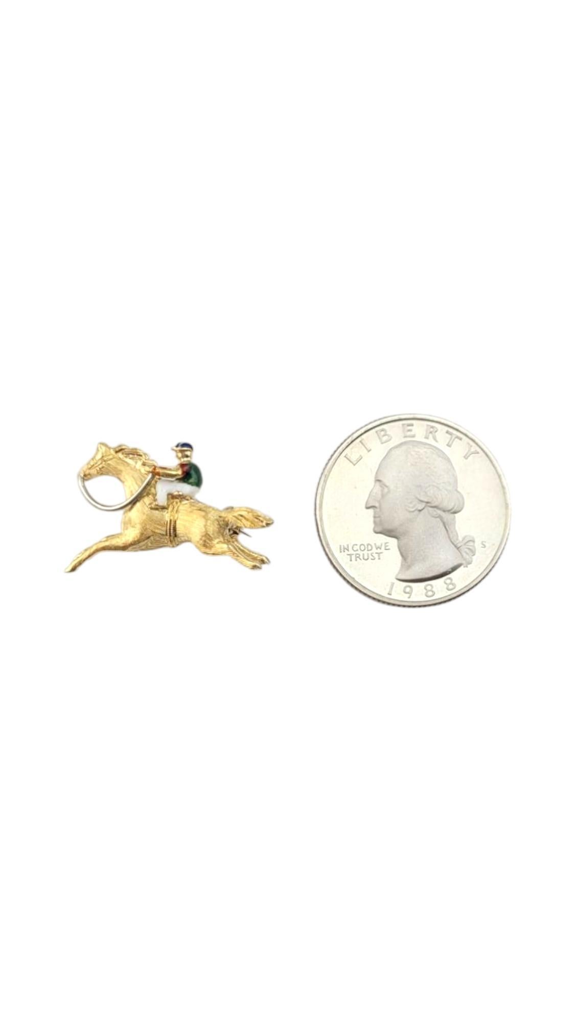 18 Karat Yellow Gold Horse and Jockey Pin #21147 For Sale 2