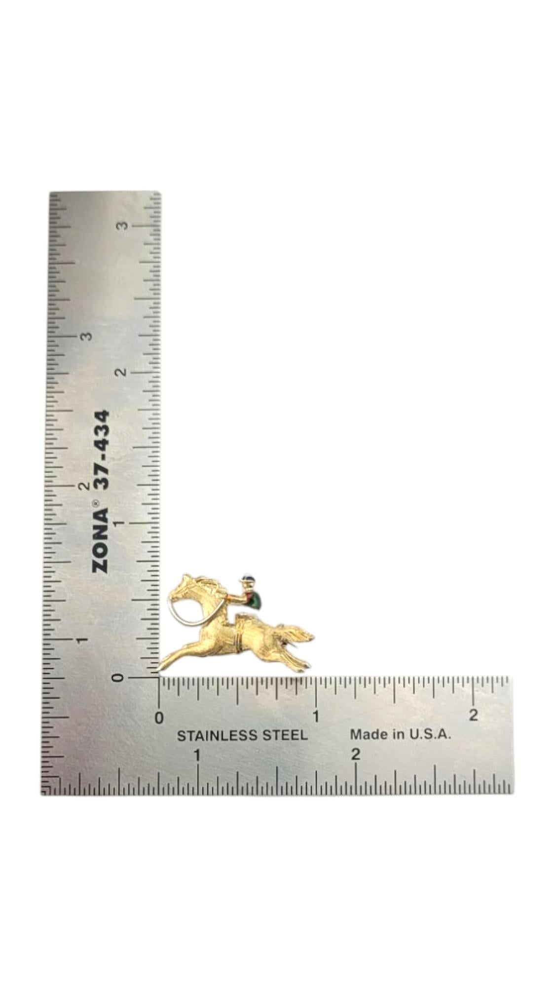 18 Karat Yellow Gold Horse and Jockey Pin #21147 For Sale 3