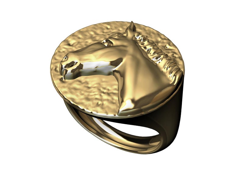 For Sale:  18 Karat Yellow Gold Horse Signet Ring 5