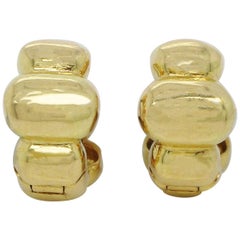 18 Karat Yellow Gold Huggie Hoop Earrings
