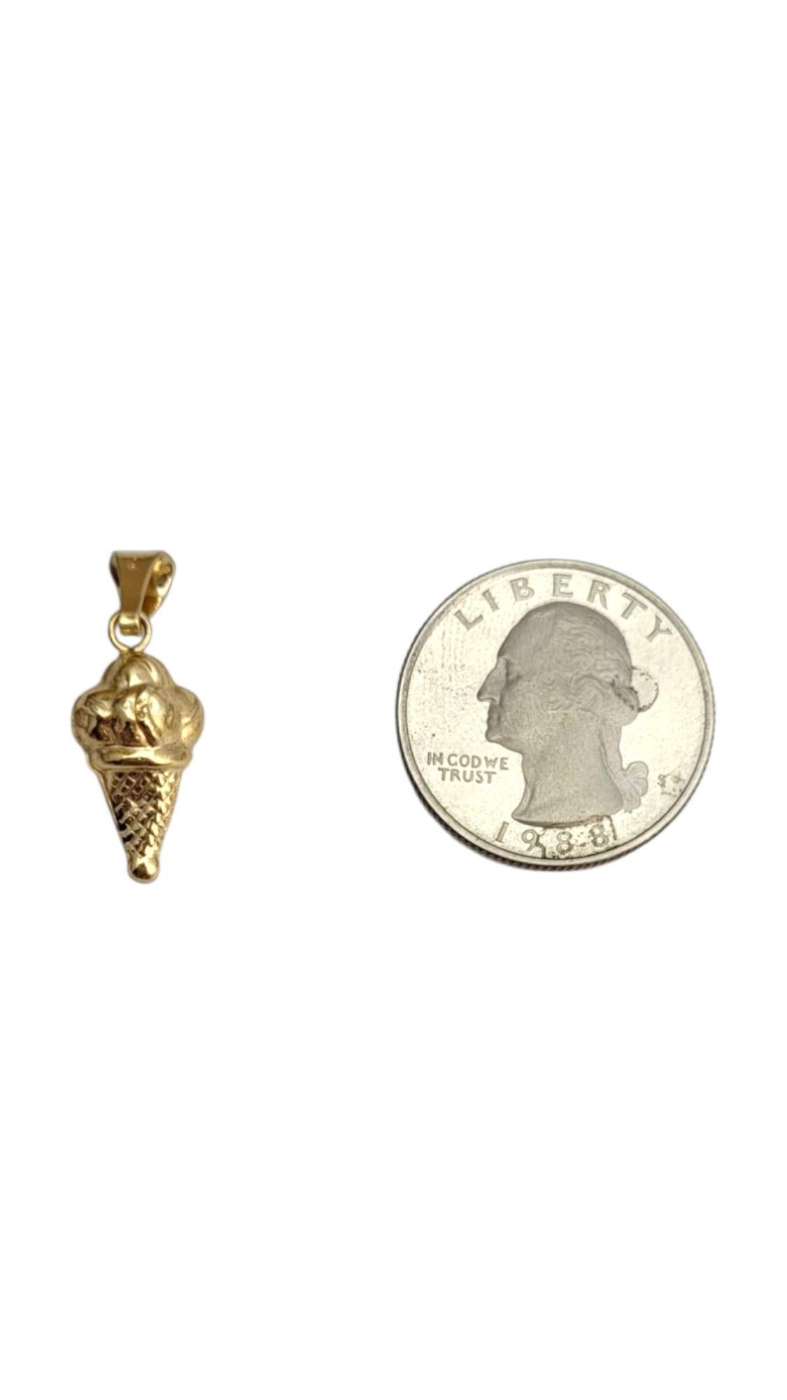 18 Karat Yellow Gold Ice Cream Cone Charm #21985 For Sale 4