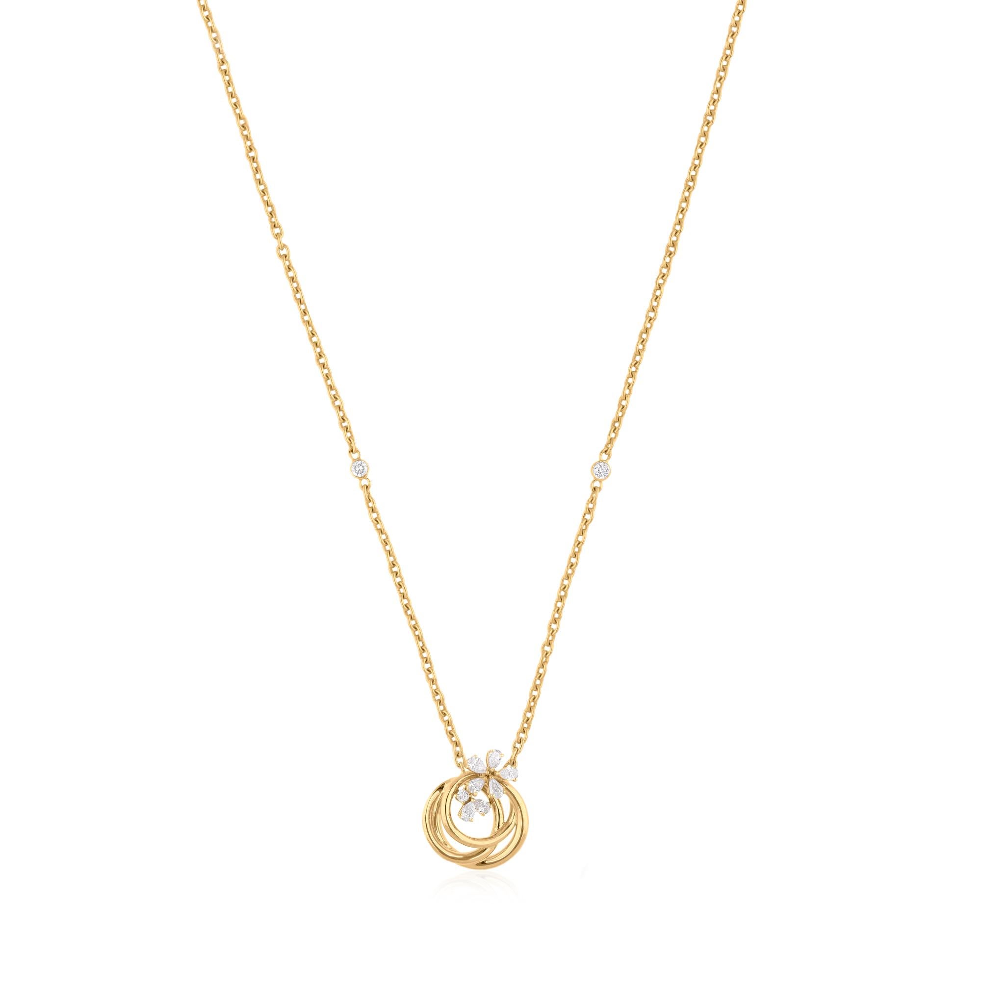 Moderne Collier pendentif en or jaune 18 carats avec fleurs en diamant et cercles entrelacés en vente