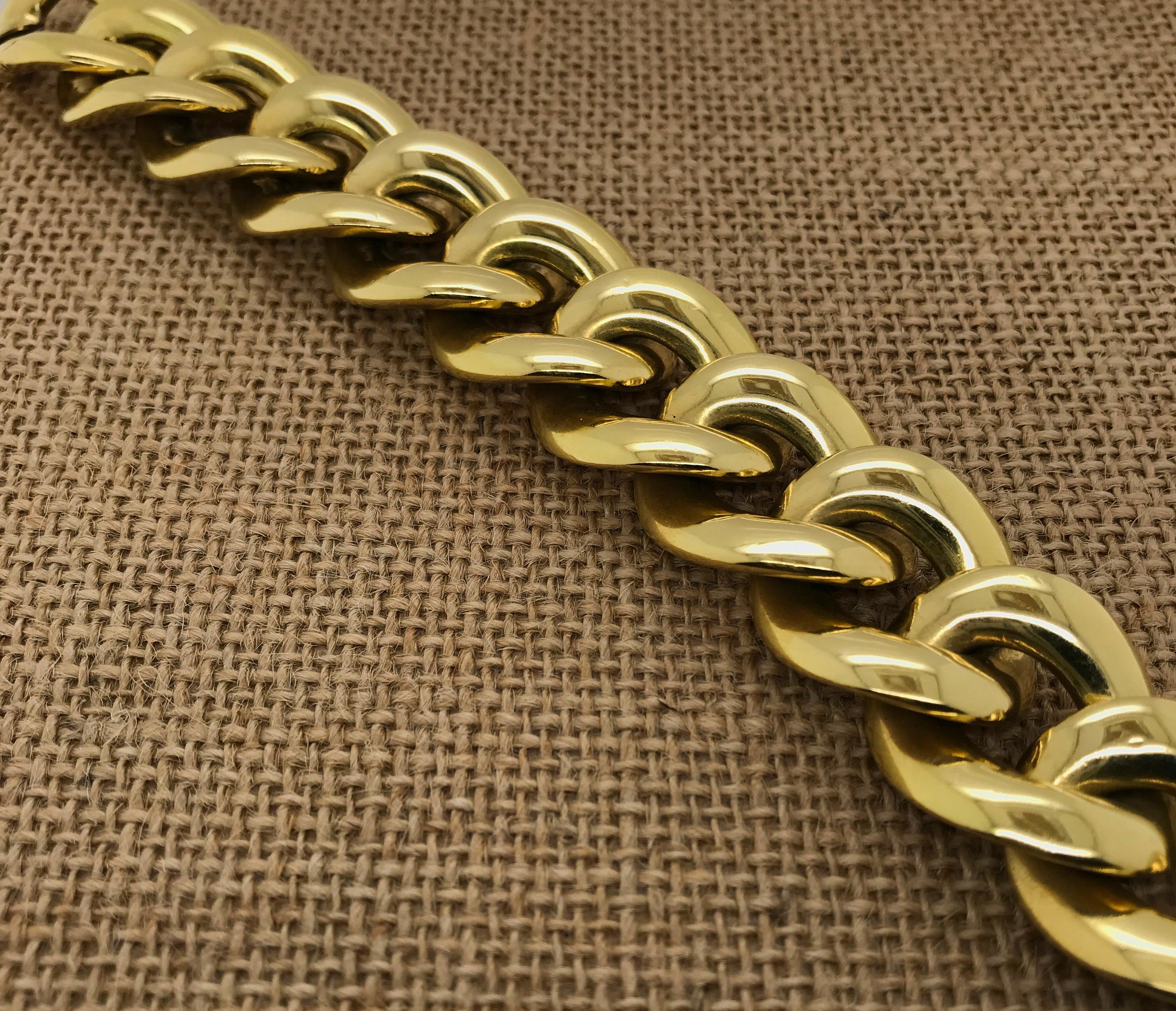 18 Karat Yellow Gold Italian Flat Curb Link Bracelet For Sale 2