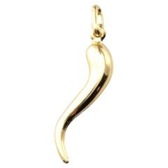 Vintage 18 Karat Yellow Gold Italian Horn Charm #20909